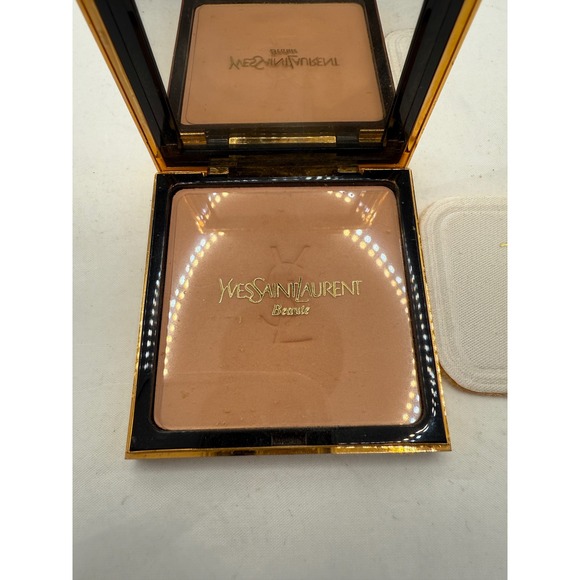 Yves Saint Laurent YSL Silk Finish Pressed Powder Mirror Puff Made in France - Picture 2 of 4